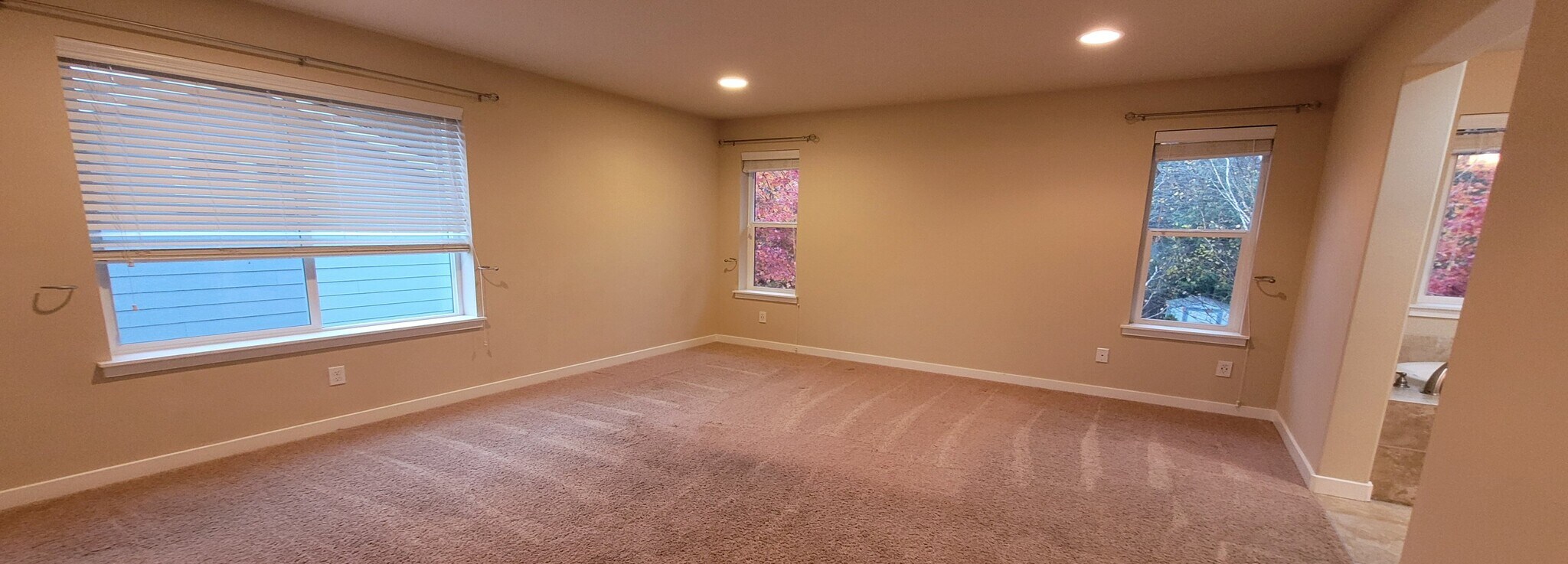 Building Photo - 1306 89th Ave SE