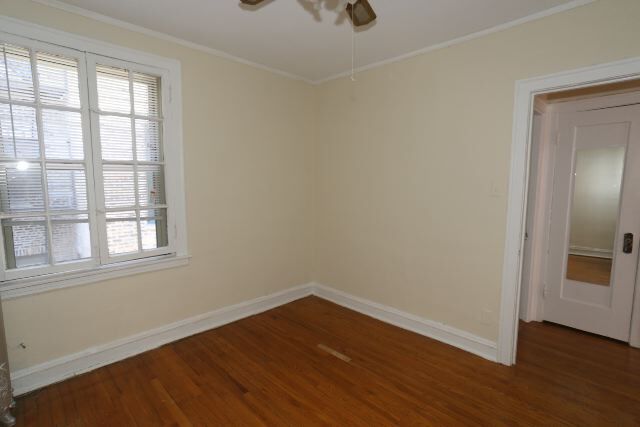 Building Photo - 549 W Surf St