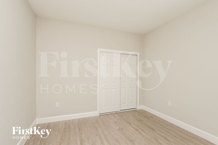 Building Photo - 541 Fellenz St