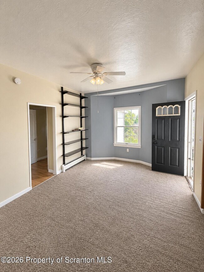 Building Photo - 1533 Ross Ave