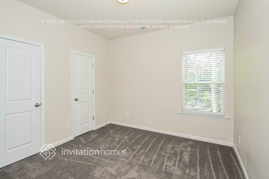 Building Photo - 128 Inman Dr