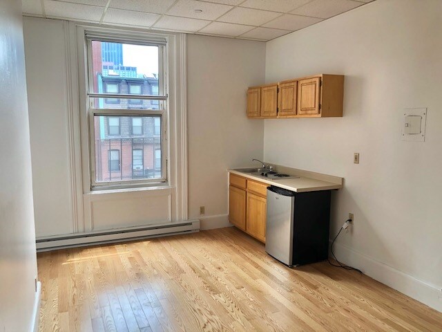 Primary Photo - 409 Beacon St