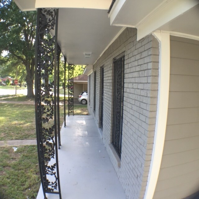 Building Photo - Lovely Home For Rent