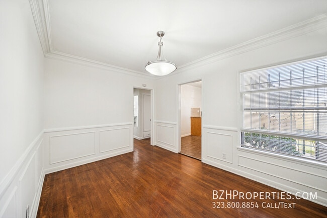 Building Photo - 7758 Rosewood Ave