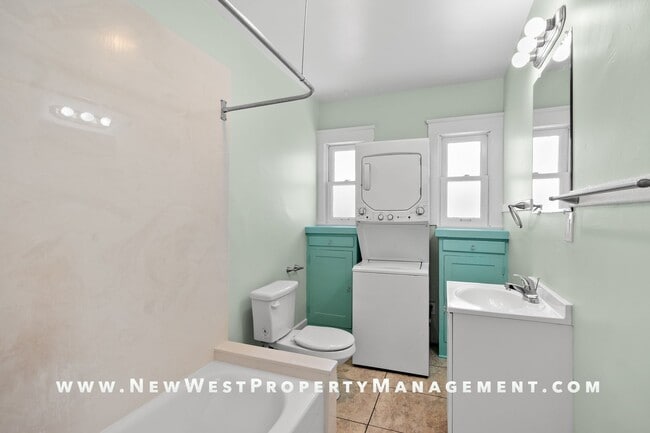 Building Photo - Charming Sherman Heights 2-Bedroom, Available Now!