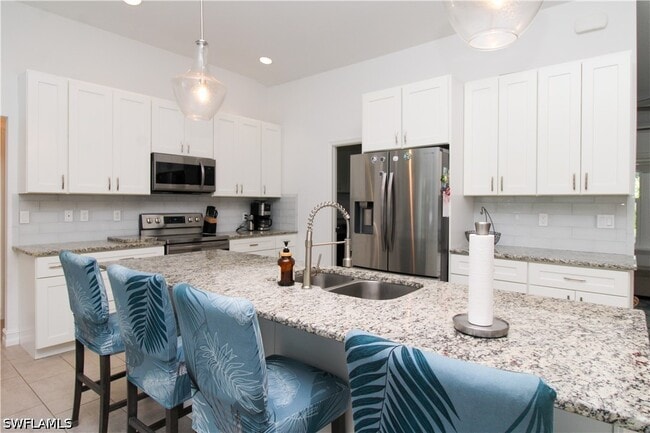 Building Photo - 721 Logan Blvd S