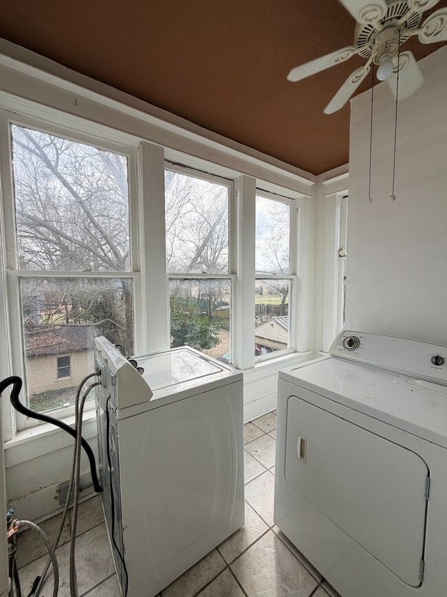 Building Photo - 1283 Harbert Ave