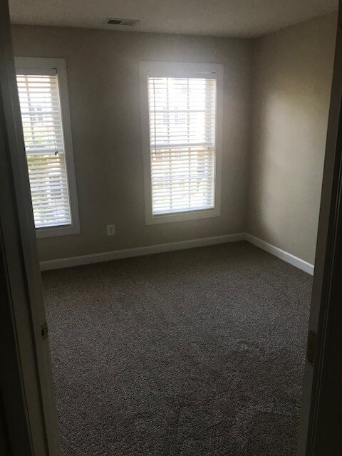 Building Photo - 5004 Cameo Ter