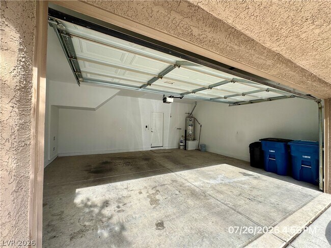 Building Photo - 6854 N Inca Jay Ct
