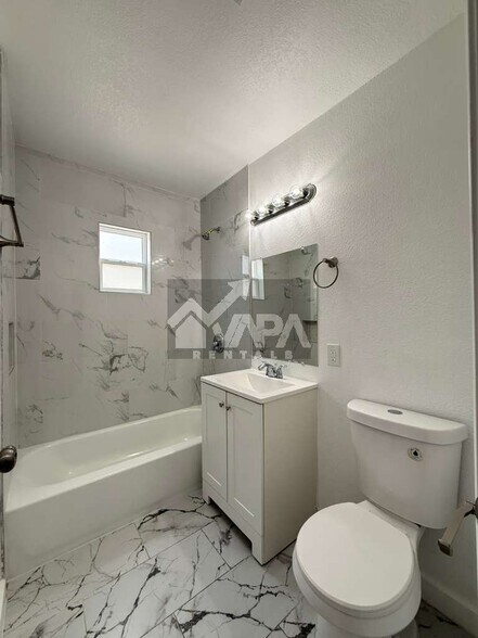 Building Photo - 118 Gaskin Dr