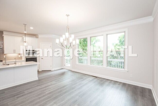 Building Photo - Brand new townhome in Chamblee