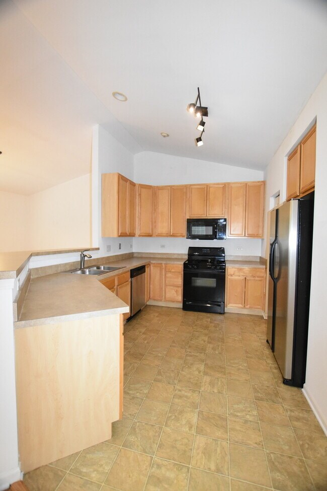Building Photo - 2963 Saganashkee Ln