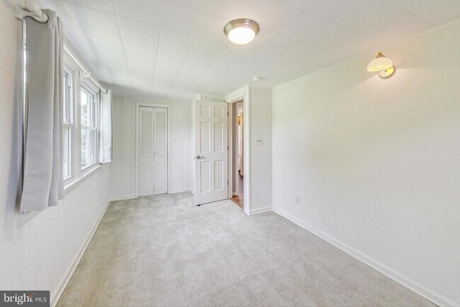 Building Photo - 4112 Spruell Dr