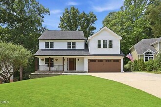 Building Photo - 112 Waterfall Ct