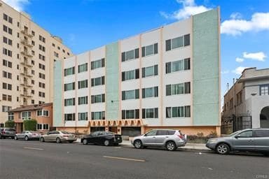 Building Photo - 335 Cedar Ave