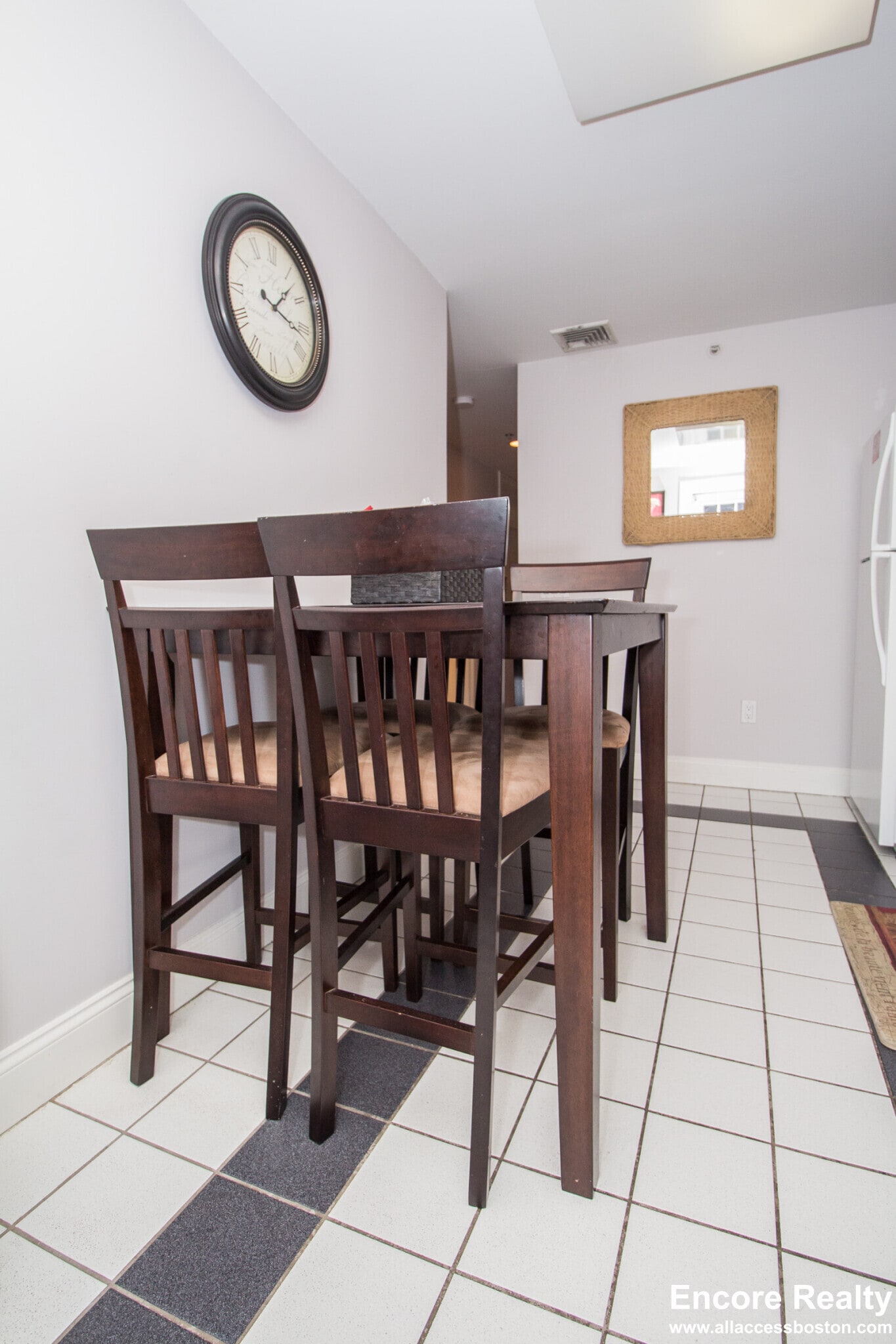 Building Photo - 7 Harvard Square