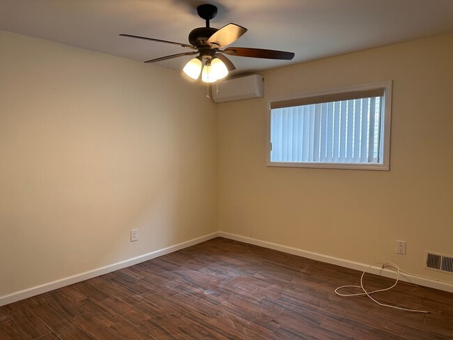 Building Photo - 28 Speedwell Ave