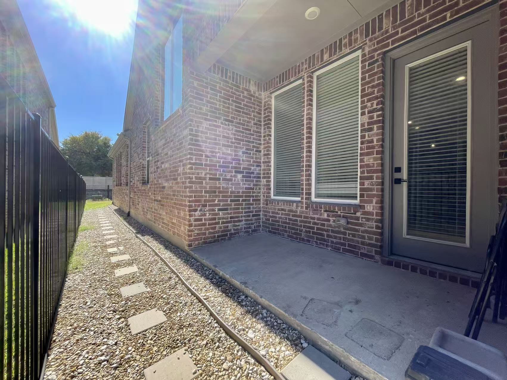 Building Photo - 8213 Bethpage Dr