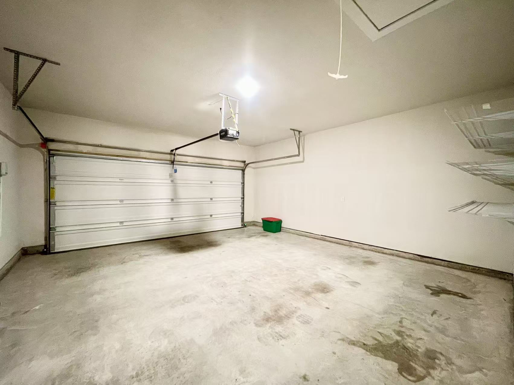 Building Photo - 3320 Eddington Dr