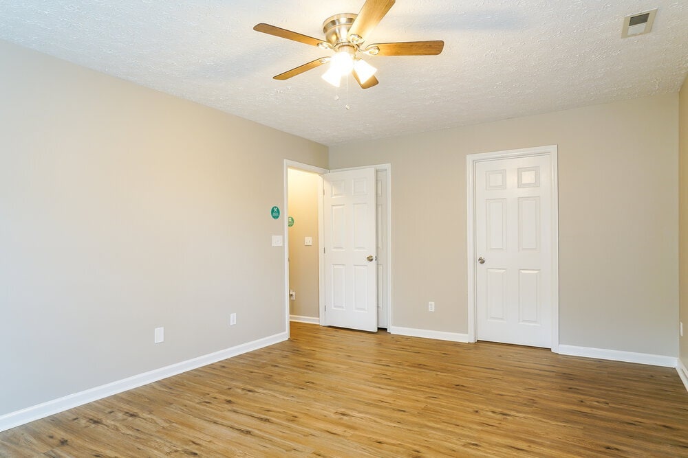 Building Photo - 3033 Slippery Elm Dr