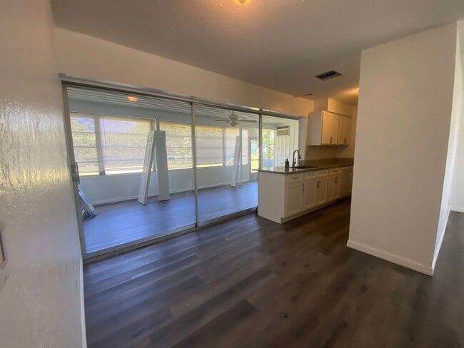 Building Photo - 22578 Laika Ave