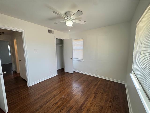 Building Photo - 2715 Fenwick Dr