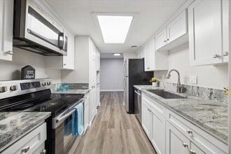 Building Photo - 12633 Memorial Dr