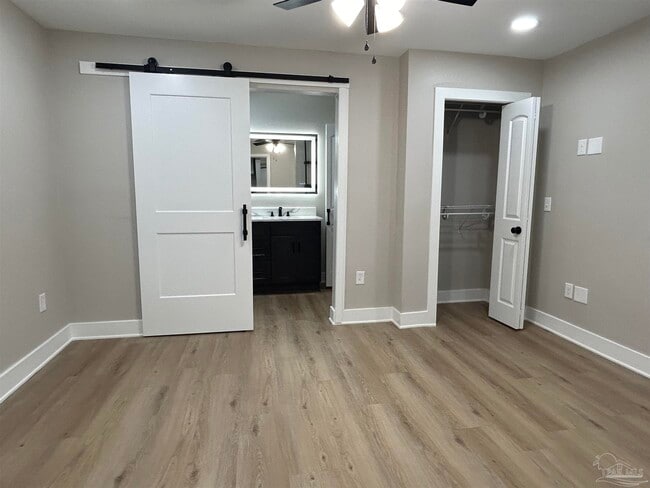 Building Photo - 721 W Jordan St