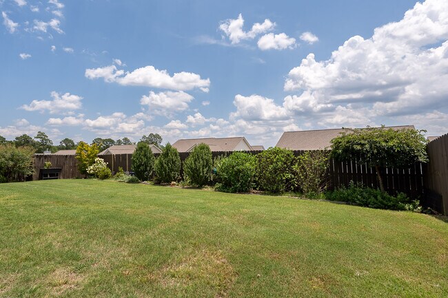 Building Photo - 3198 Greymoor Cir