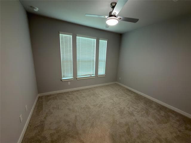 Building Photo - 3102 Bunting Dr