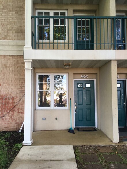 Building Photo - 2300 18th St NE