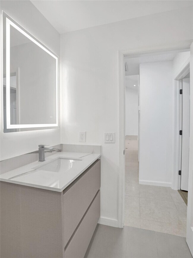 Building Photo - 2891 NW 28th Terrace