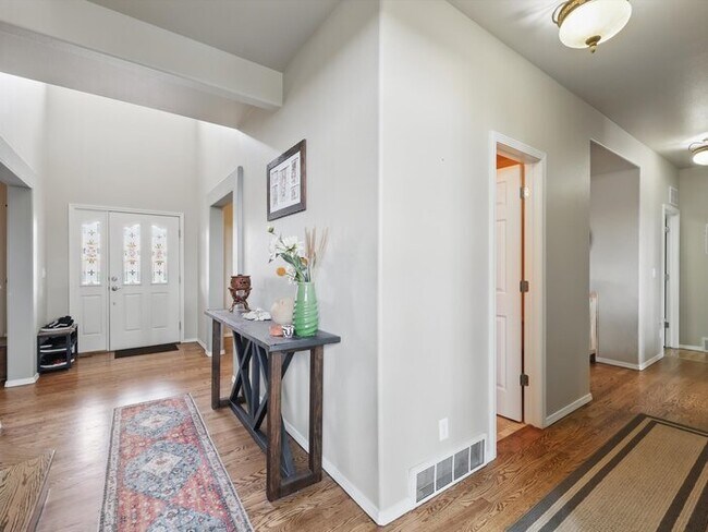 Building Photo - 11818 Rio Secco Rd
