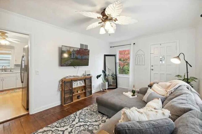 Building Photo - 503 Cornell Ave