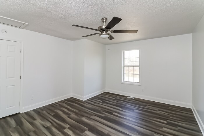 Building Photo - 980 Hitchcock Rd