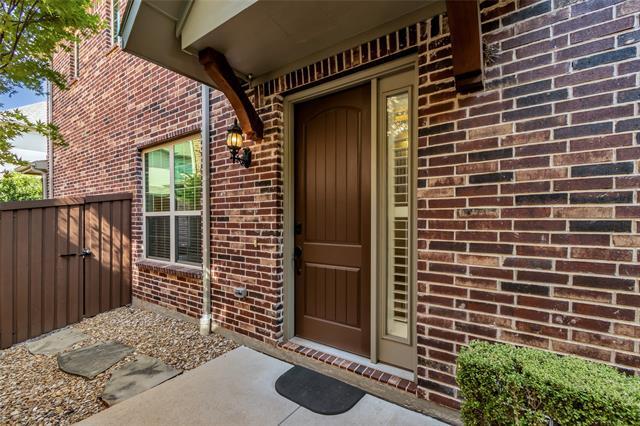 Building Photo - 4709 Bayview Dr