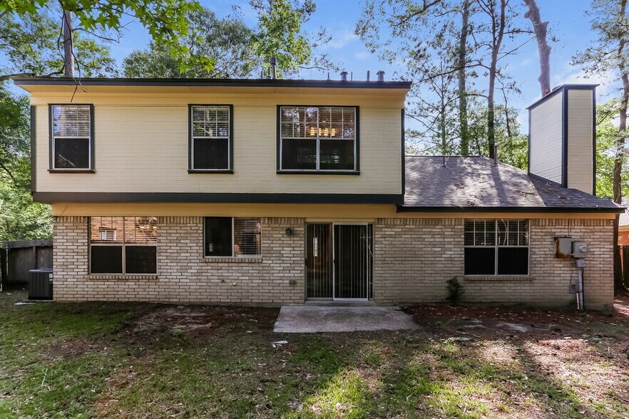 Building Photo - 3 Rockridge Ct