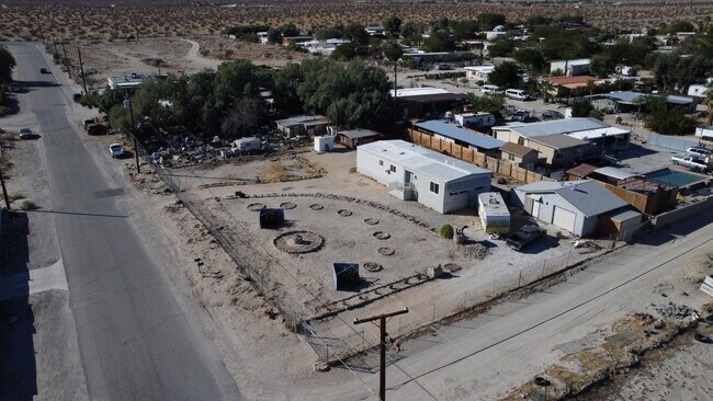 Building Photo - 64180 Thomas Ave