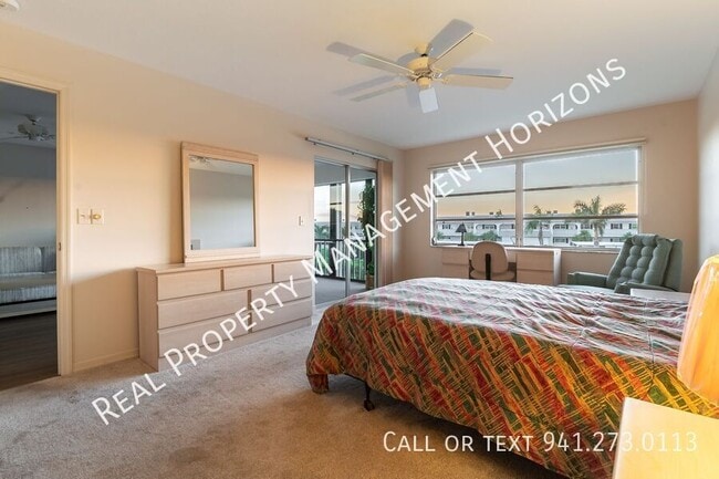 Building Photo - 4813 Independence Dr