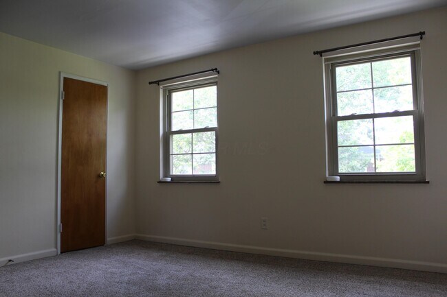 Building Photo - 1784 Kings Ct