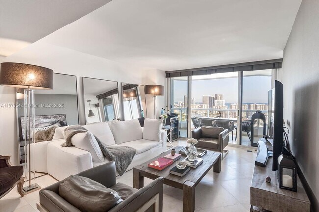 Building Photo - 21205 Yacht Club Dr