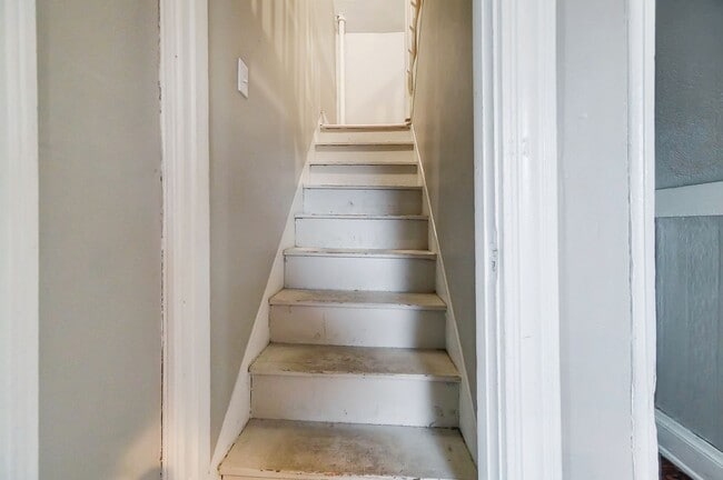 Building Photo - Large Clifton House For 2026-2027!