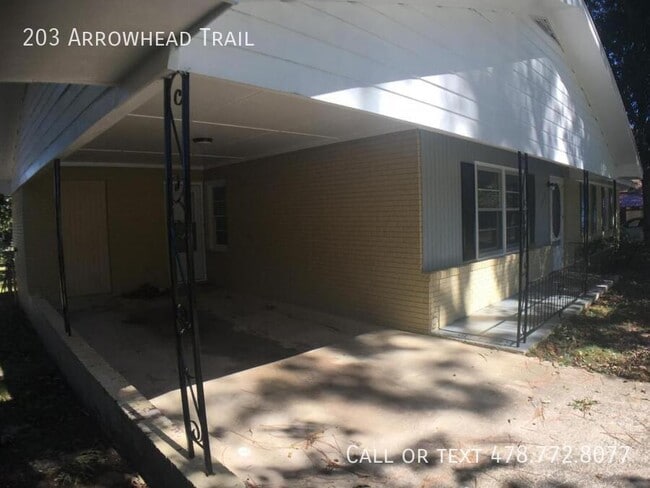 Building Photo - 203 Arrowhead Trl