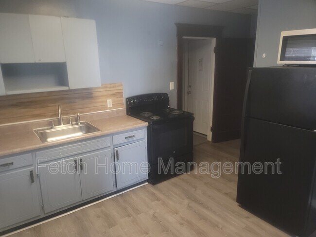 Building Photo - 19 S 19th St