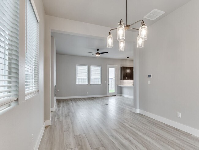 Building Photo - Beautiful home inOklahoma City