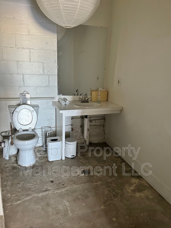 Building Photo - 2613 Broad Ave