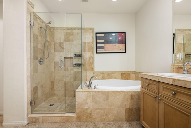 Building Photo - 4172 Via Mattina