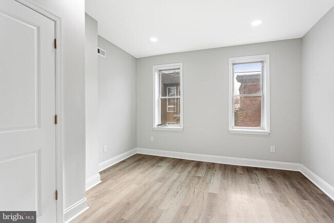 Building Photo - 1847 Gerritt St
