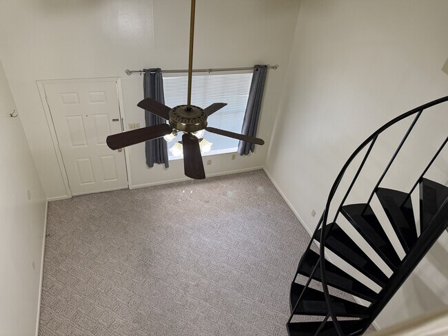 Building Photo - 126 N Meyers Dr