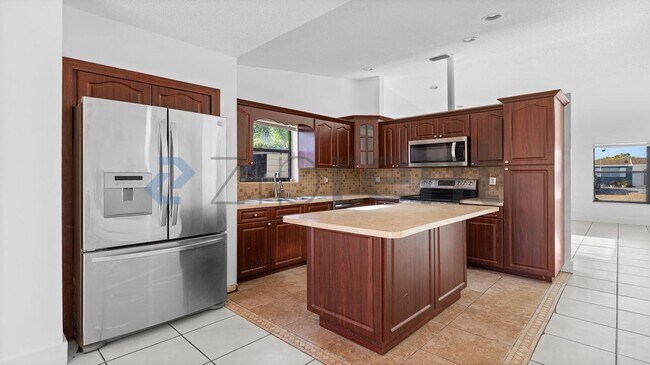 Building Photo - 16110 SW 300th St